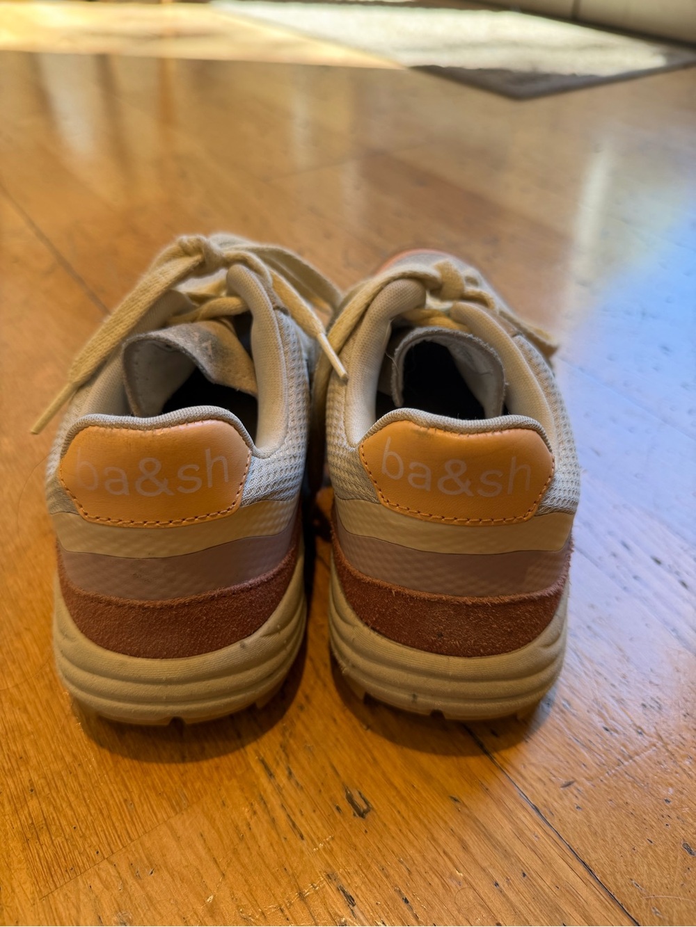 Veja x ba&sh Dekkan Sneaker - Picture 6 of 7